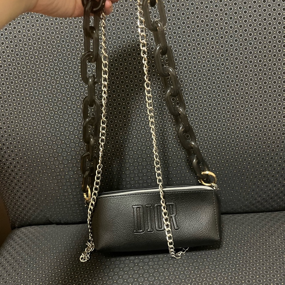 Authentic Christian dior leather shoulder bag crossbody pouch.